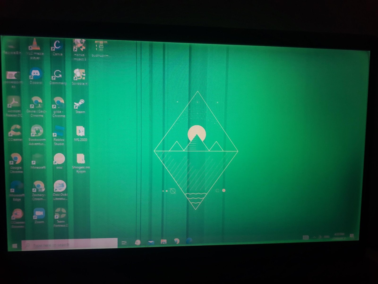 why is my pc screen green why is my pc screen green